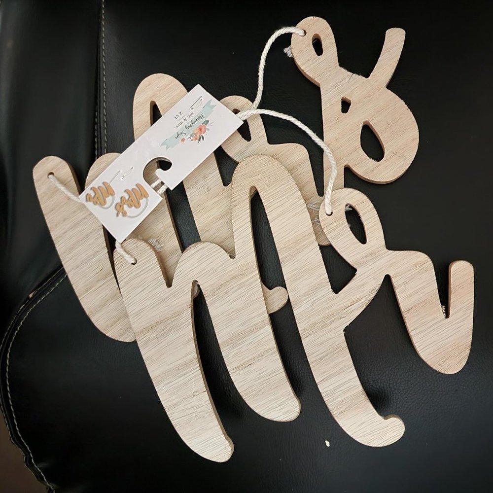 Mr. & Mrs. Wedding Plaque - Picture 2 of 2